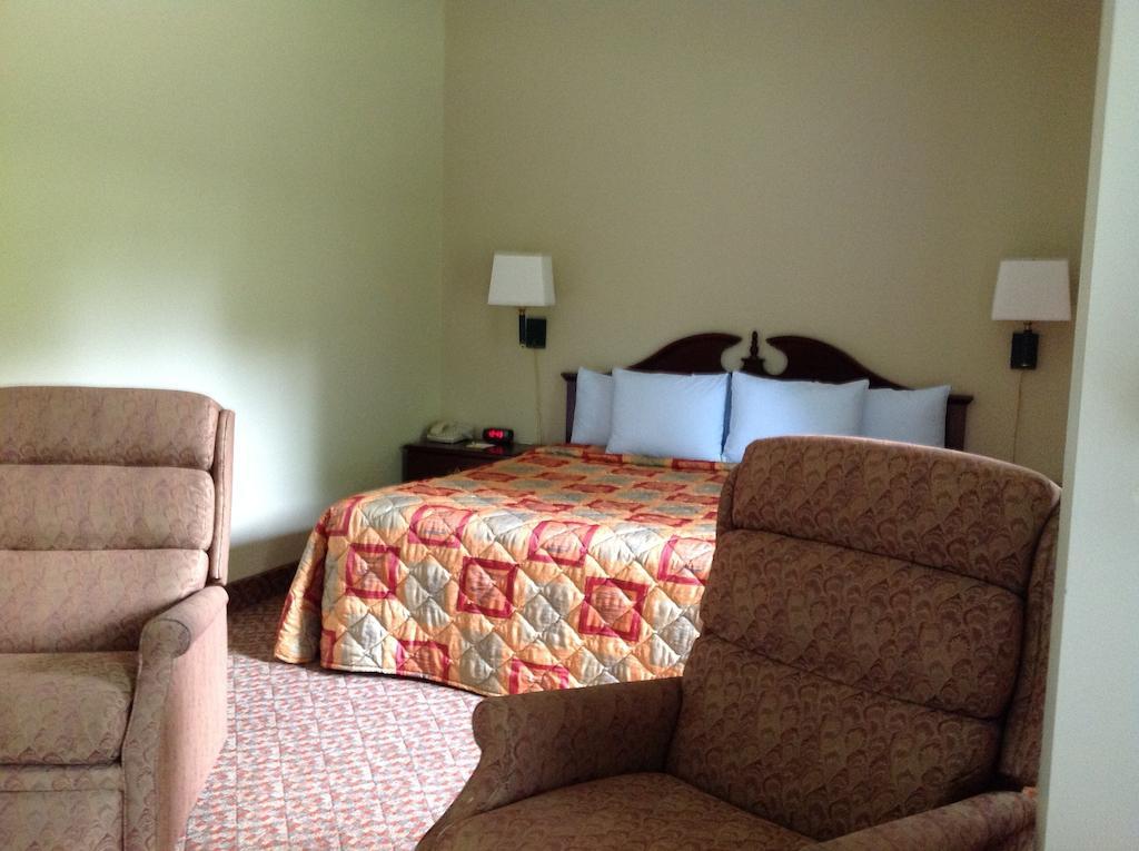 Days Inn - Chapel Hill Habitación foto